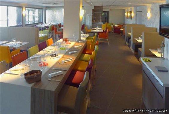 Hotel Ibis Styles Clermont-Ferrand Aeroport Restaurant foto